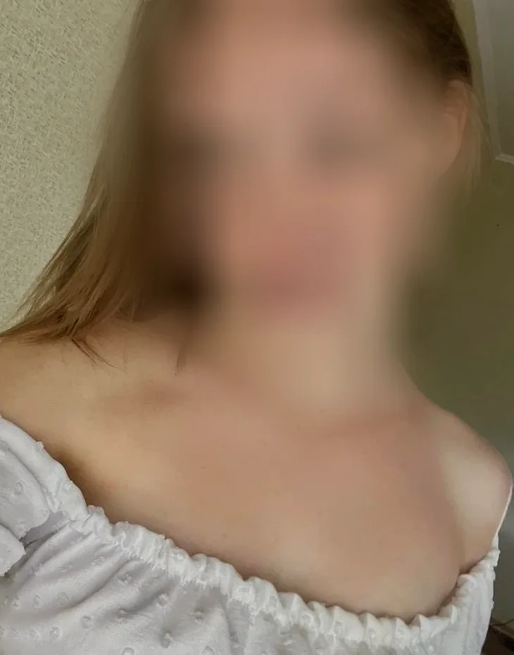 Martina, 34